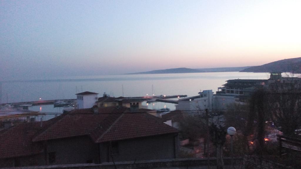 Regina'S Guesthouse Balcsik Kültér fotó